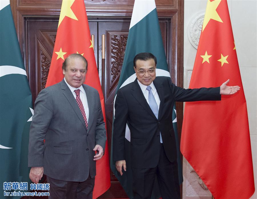 （XHDW）（1）李克强会见巴基斯坦总理谢里夫