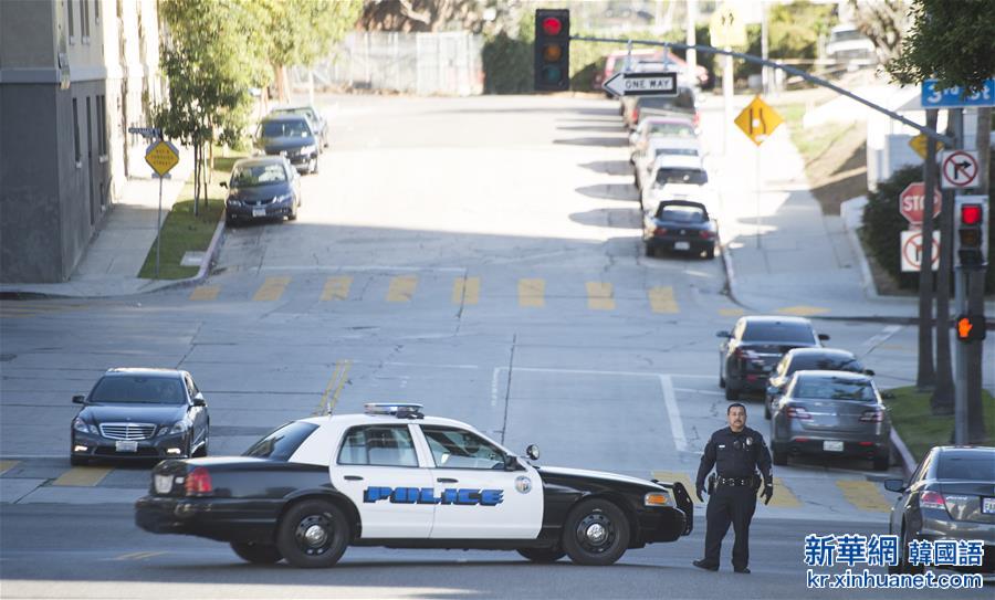 （国际）（1）美国洛杉矶900多所学校因炸弹威胁关闭