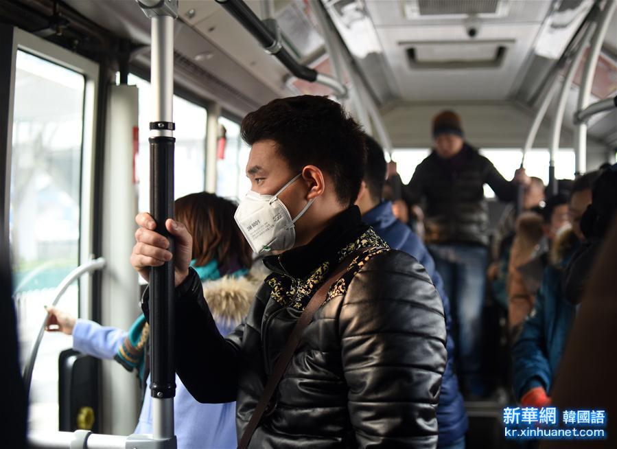 （生态）（3）北京：雾霾红色预警第二天