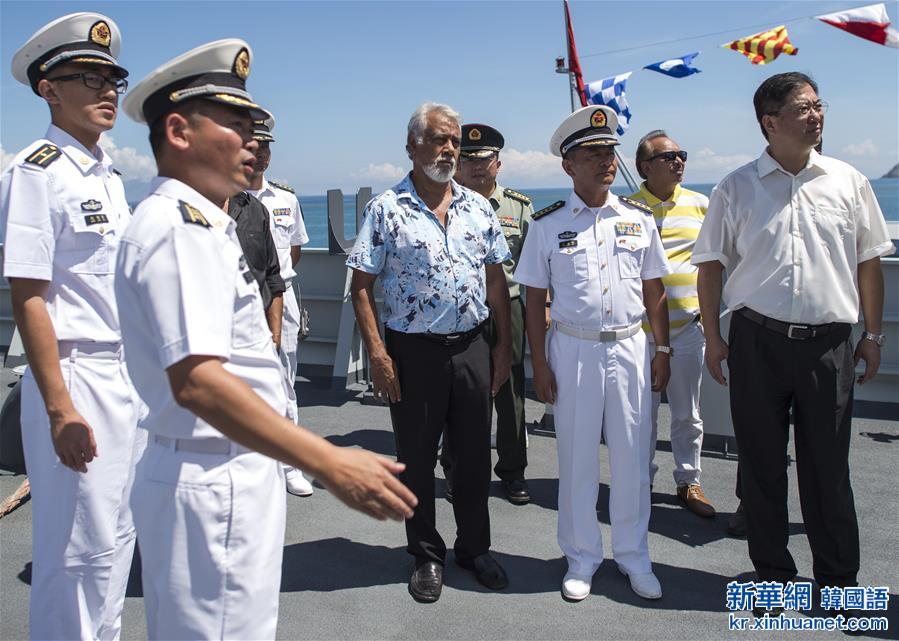 （国际）（1）东帝汶前总统参观中国海军编队
