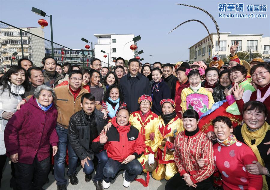 （时政）（17）习近平春节前夕赴江西看望慰问广大干部群众