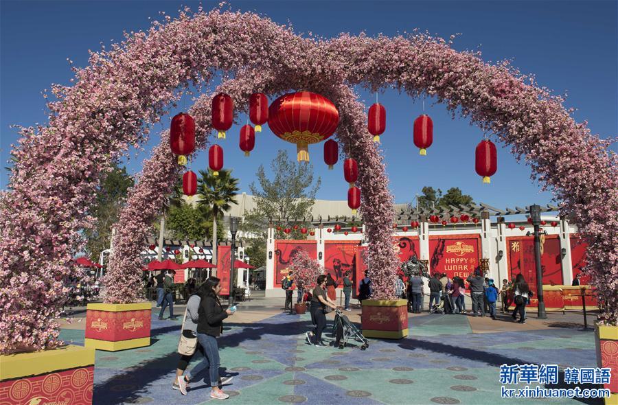 （国际）（4）好莱坞环球影城庆祝中国新年