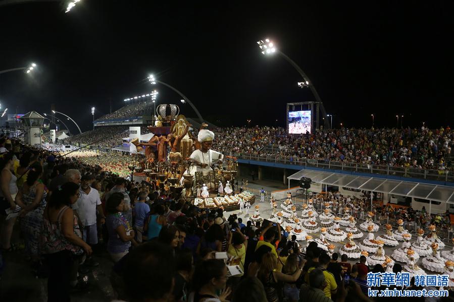 （国际）（1）巴西：狂欢节狂热上演