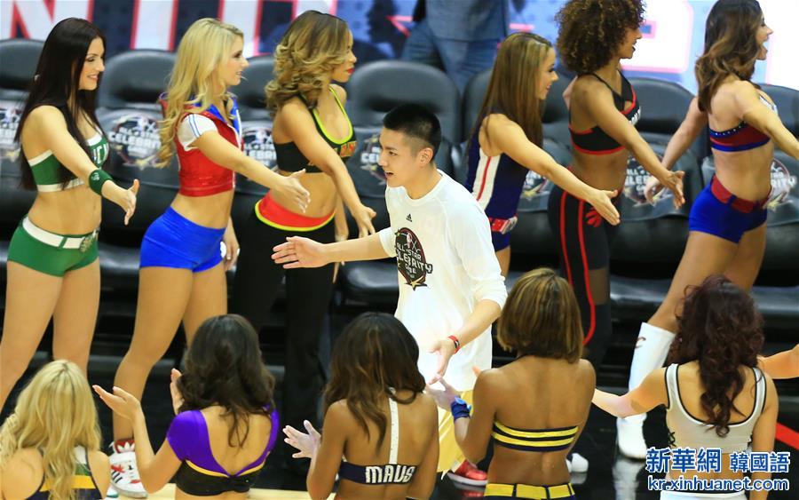 （体育）（6）篮球——吴亦凡亮相NBA全明星周末名人赛