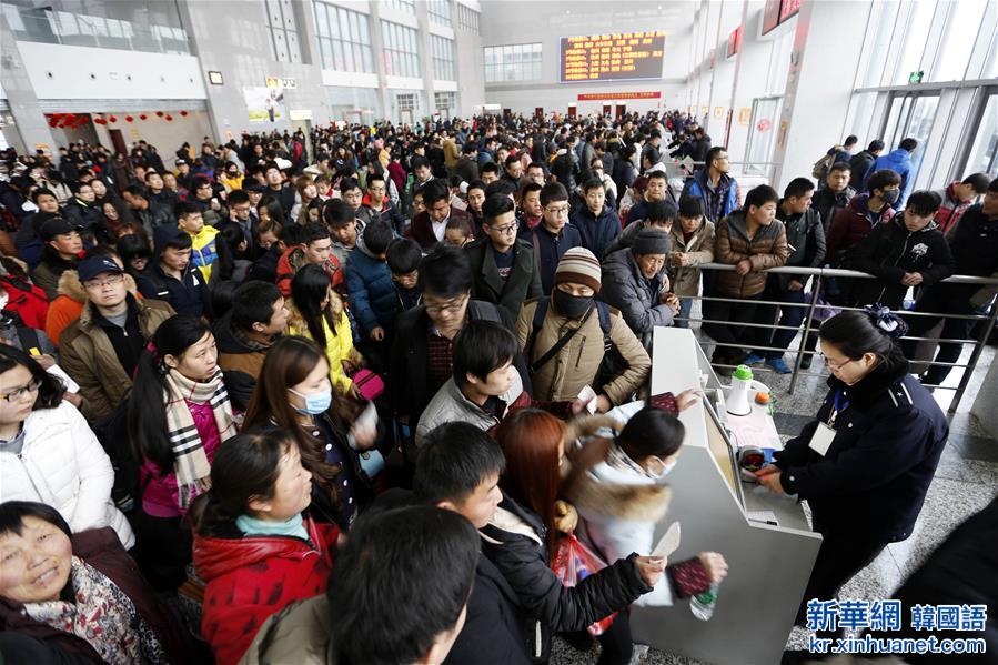 #（关注春运）（1）春节黄金周全国旅客发送量达4亿人次 同比增长6.7% 