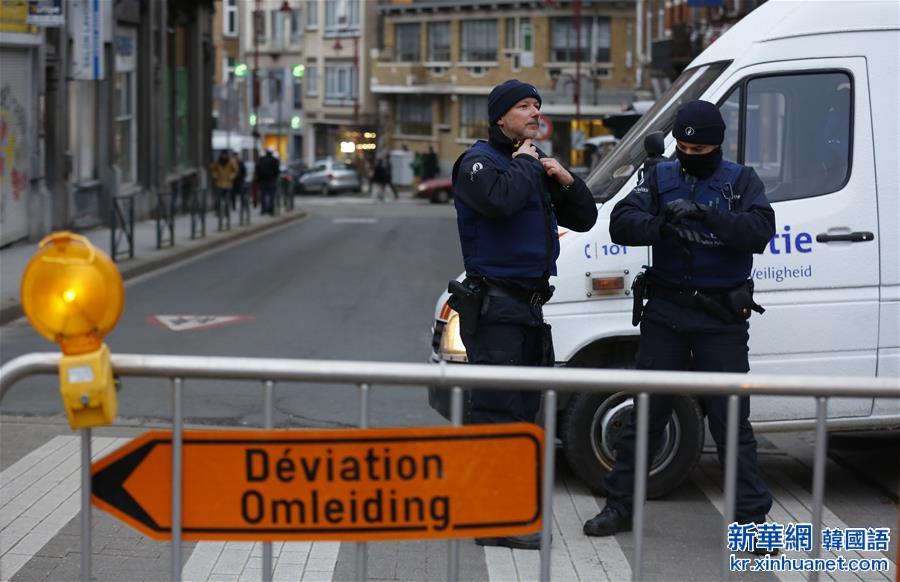 （国际）（2）比利时警方与巴黎恐袭嫌疑人发生交火