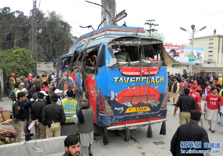 （国际）（1）巴基斯坦一政府部门班车发生爆炸