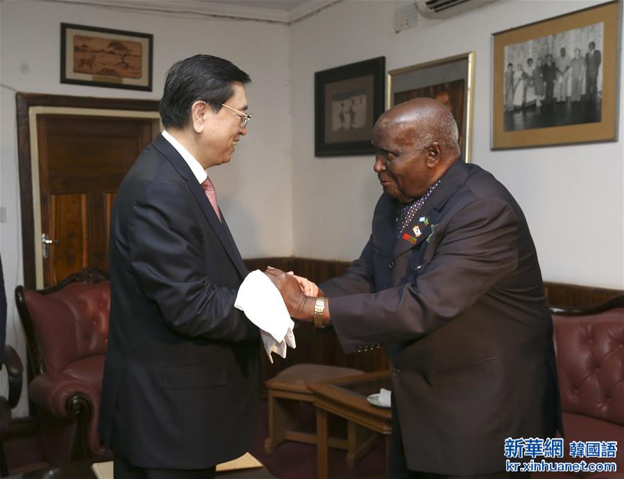 （XHDW）（2）张德江对赞比亚进行正式友好访问