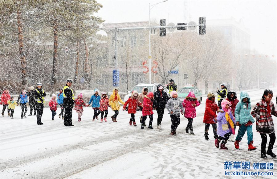 #（社会）（1）内蒙古及东北部分地区迎降雪