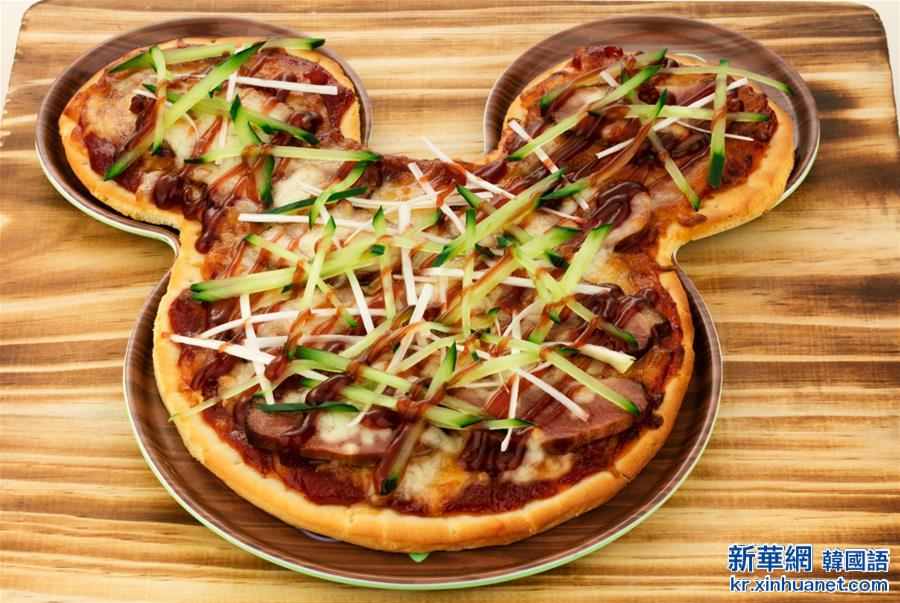 （图文互动·社文专线）（7）特写：当“米老鼠”遇上中国八大菜系：上海迪士尼度假区首次揭秘“上海菜单”