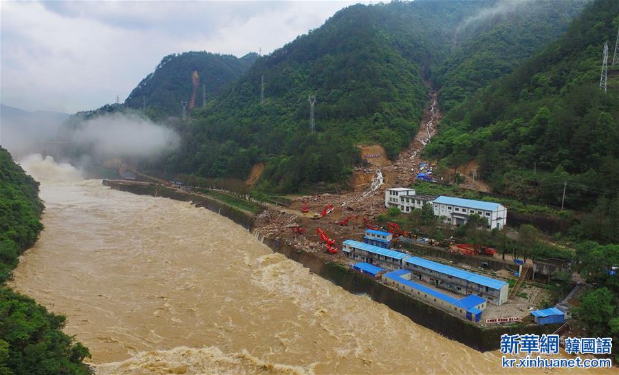 （福建泰宁山体滑坡）（1）泰宁泥石流灾害现场发现19具遇难者遗体　仍有20人失联 