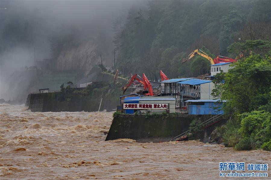 （福建泰宁山体滑坡）（2）泰宁泥石流灾害现场发现19具遇难者遗体　仍有20人失联 