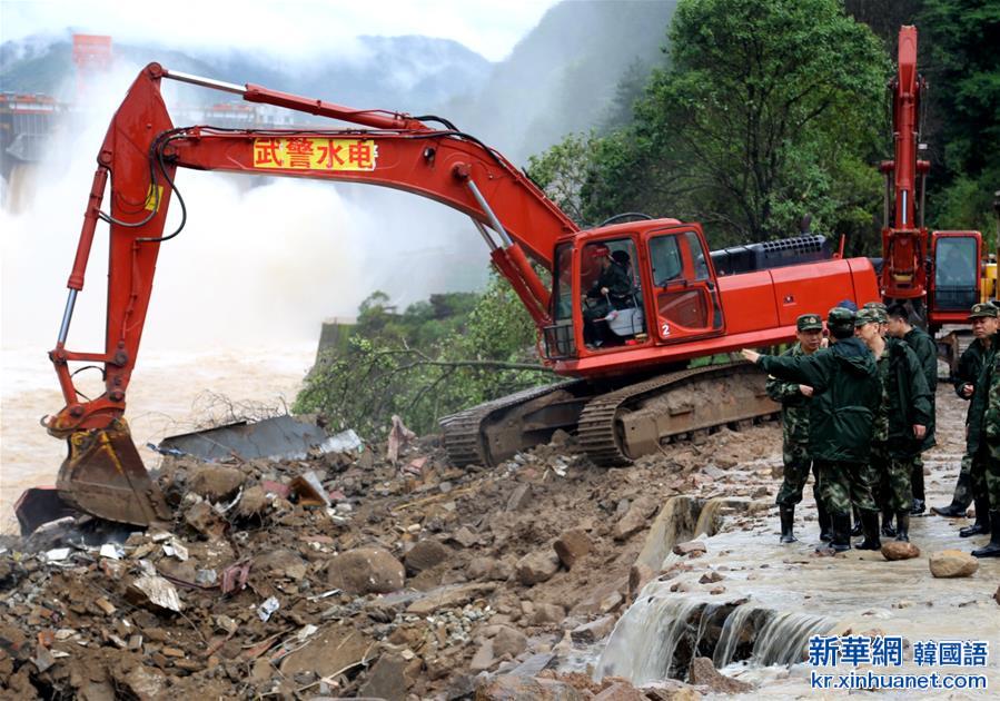 #（福建泰宁山体滑坡）（1）福建泰宁泥石流灾害搜救继续 仍有1人失联