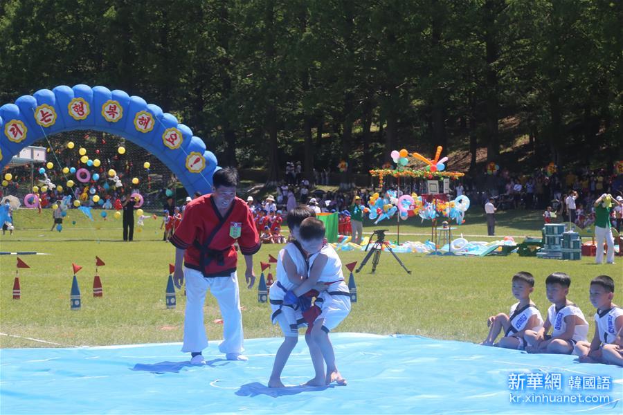 （国际）（5）朝鲜儿童欢度“六一”国际儿童节