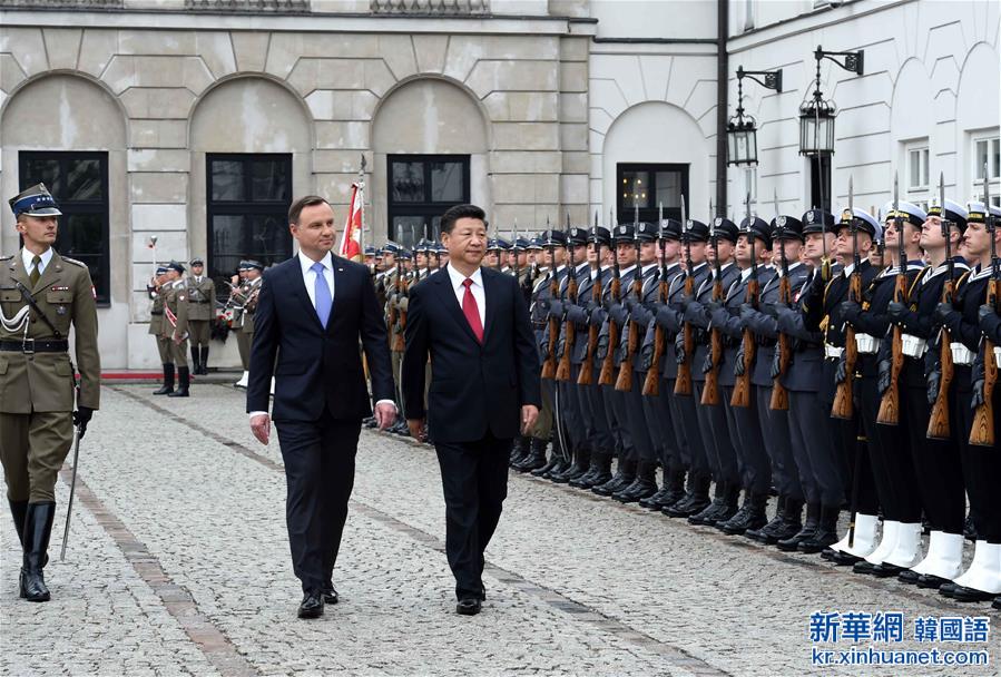 （时政）（1）习近平出席波兰总统杜达举行的欢迎仪式 