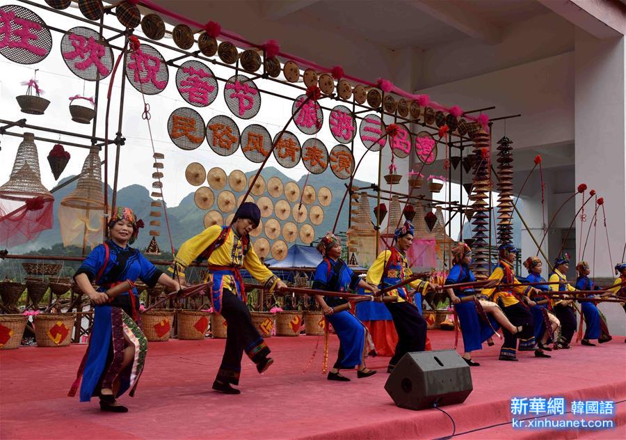 #（社会）（2）广西都安瑶族同胞欢庆“祝著节”