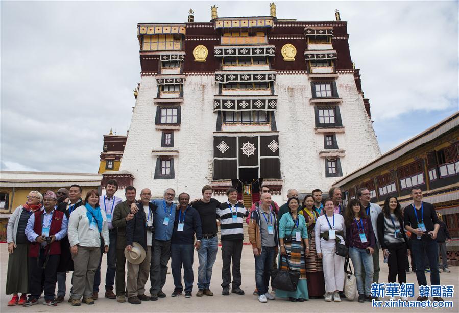 （XHDW）（1）2016·中國西藏發展論壇外方代表參觀考察拉薩