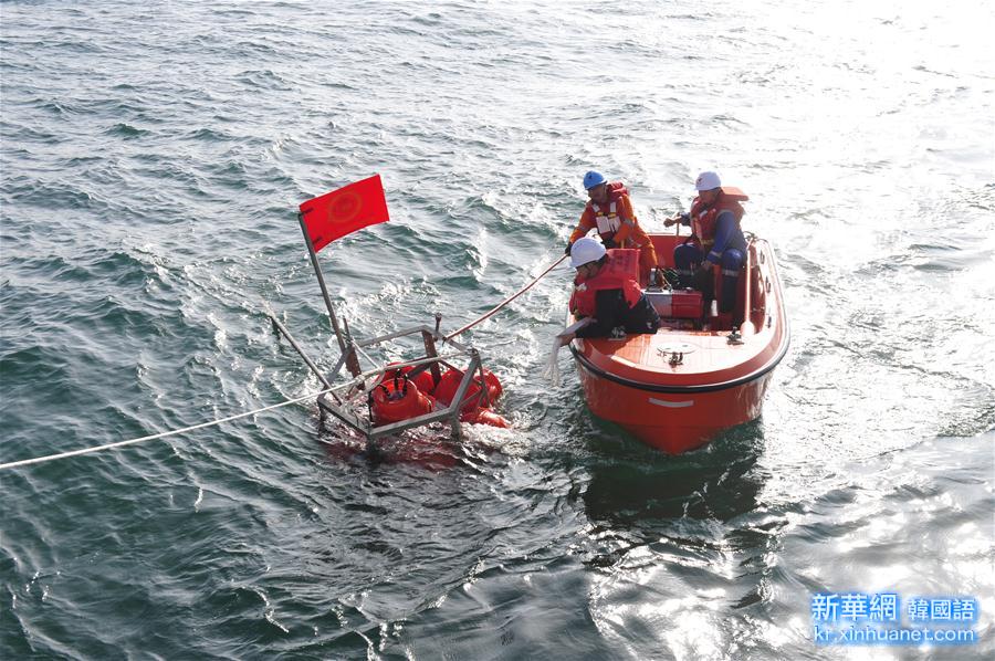 （图文互动）（2）“张謇”号抵达南海目标海域开展深海设备测试和科学调查 