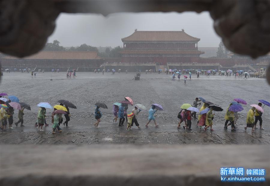 （生态）（4）北京发布暴雨黄色预警