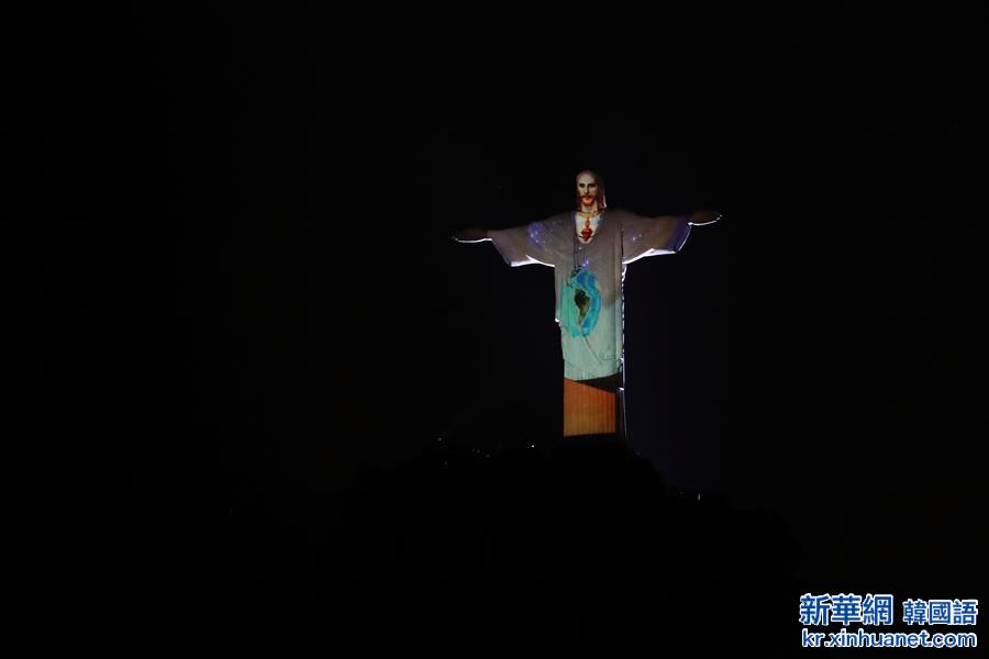 （里约奥运会）（7）耶稣像换装迎奥运