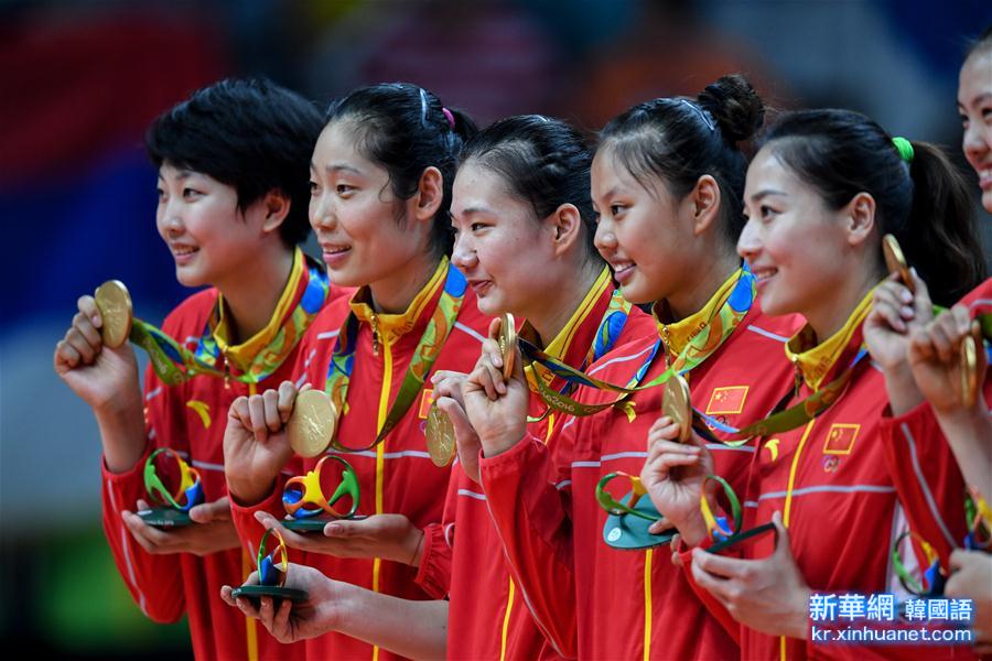 （里约奥运会·领奖台）（23）排球——中国女排夺冠