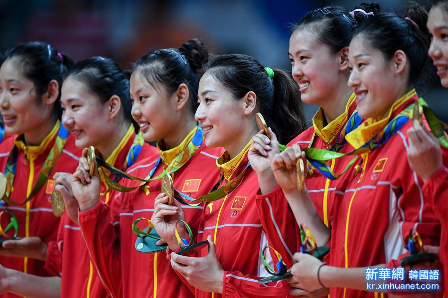 （里约奥运会·领奖台）（25）排球——中国女排夺冠