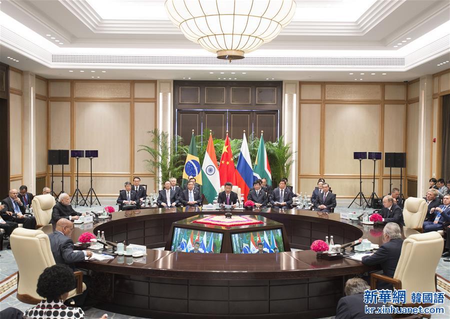 （杭州G20·XHDW）（1）习近平出席金砖国家领导人非正式会晤