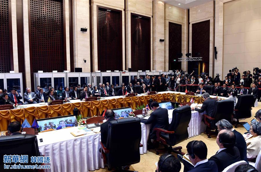 （XHDW）（5）李克强出席第十九次中国－东盟领导人会议