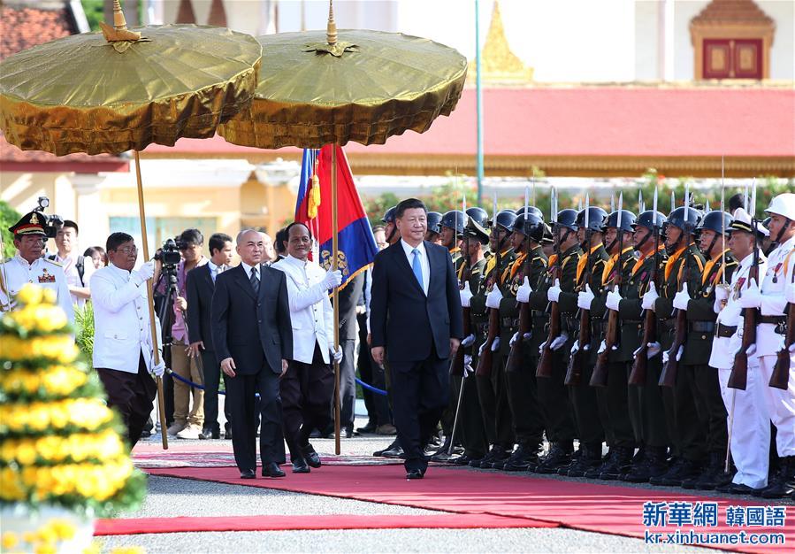 （XHDW）（1）習近平會見柬埔寨國王西哈莫尼
