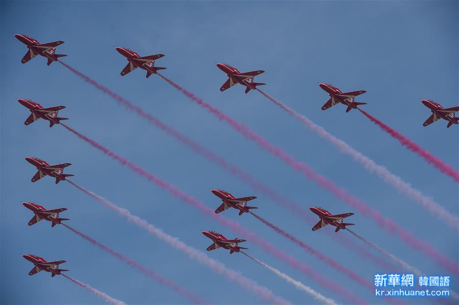 （珠海航展）（3）英国皇家空军红箭飞行表演队抵达珠海