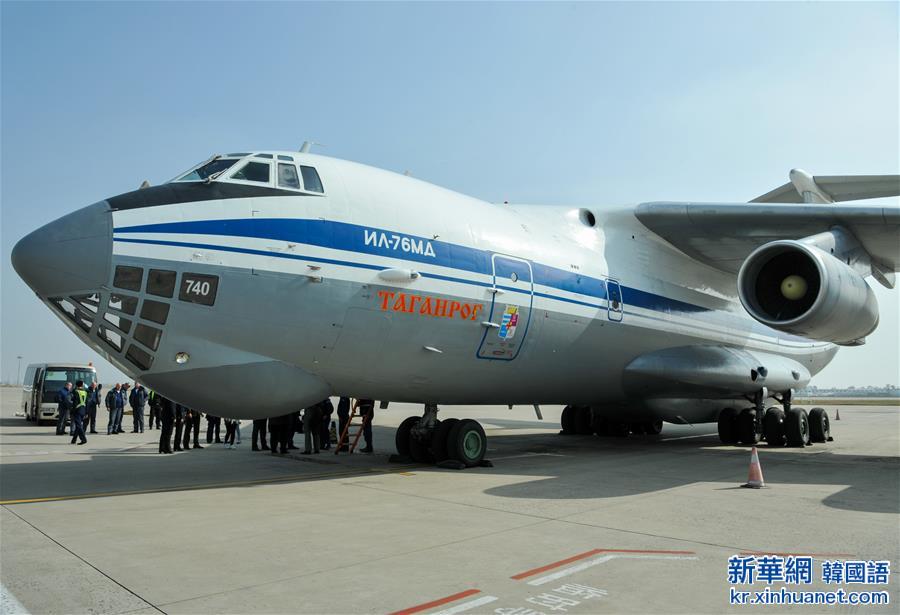 （社会）（2）俄罗斯“勇士”特技飞行表演队抵达中国