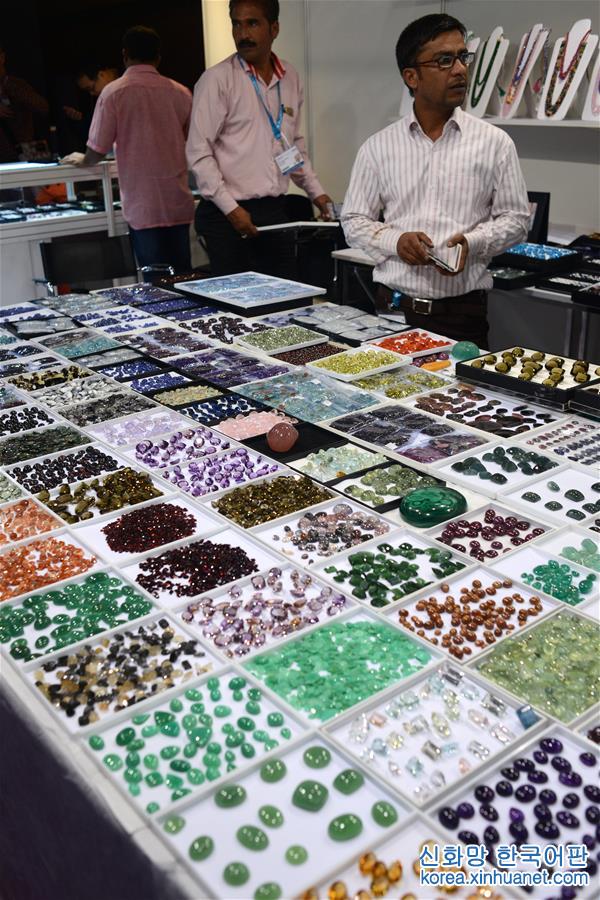 （服务专线）（3）香港举办国际珠宝厂商展览会