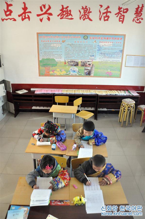 （教育）（5）藏家孩子读书：“一个也不能少”