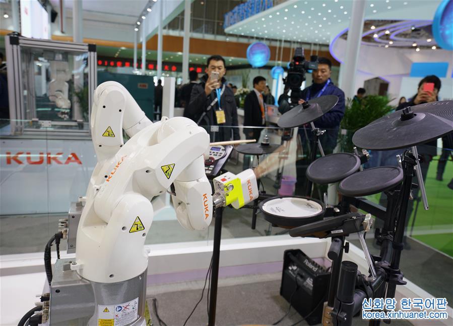 （科技）（3）2016世界智能制造大会在南京举行
