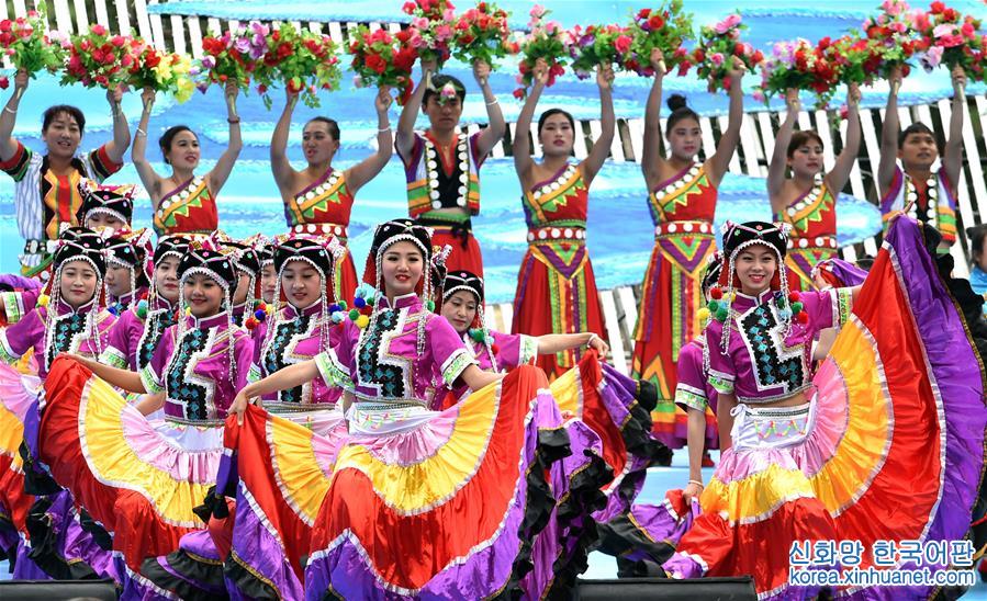 （文化）（1）云南：怒江傈僳族同胞欢度“阔时节”