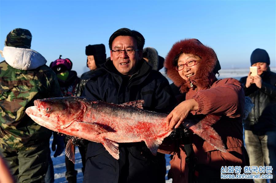 （社会）（15）查干湖冬捕传承千年渔猎文化