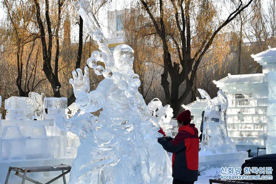 （文化）（14）第36届全国专业冰雕比赛在哈尔滨落下帷幕