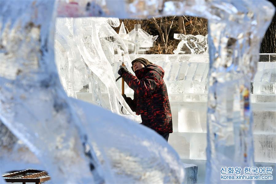 （文化）（8）第36届全国专业冰雕比赛在哈尔滨落下帷幕