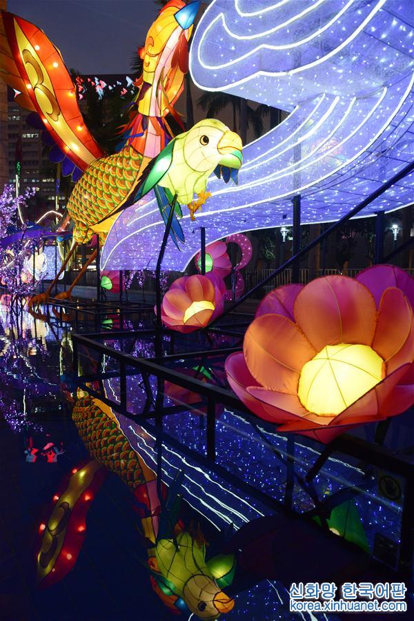 （XHDW）（3）香港：彩灯迎新春