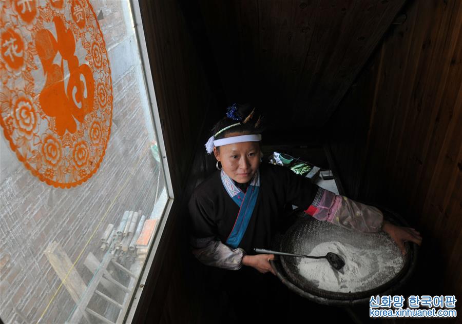 #（社会）（2）广西三江：油果飘香年味浓