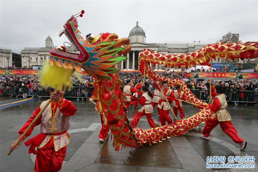 （国际）（1）伦敦：中国春节庆典在特拉法加广场举行