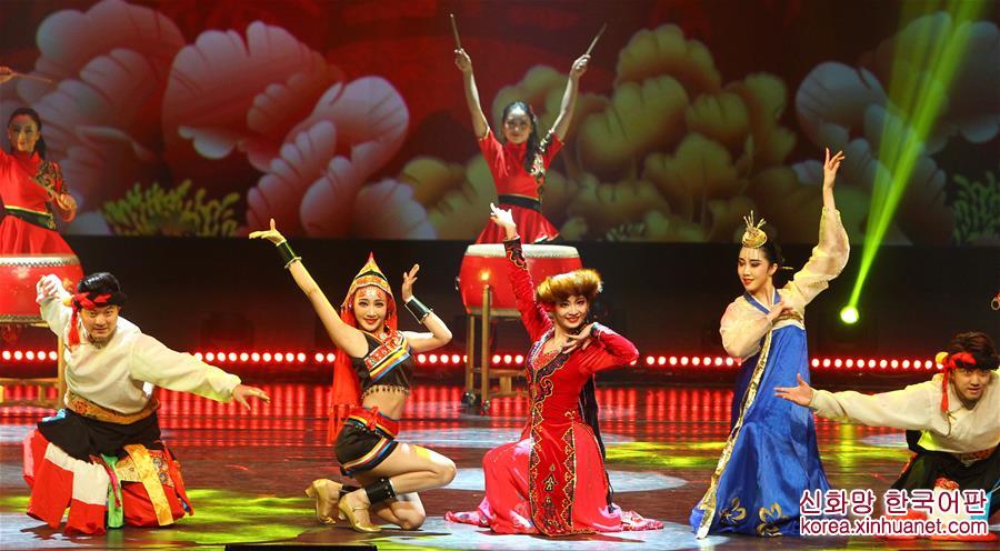 （国际）（5）“四海同春”访演走进首尔与华侨华人共度元宵节