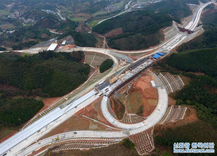 （经济）（4）广西“十三五”期间高速公路里程将达7000公里