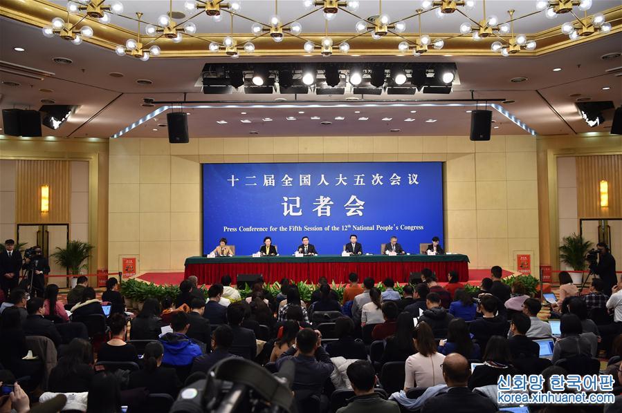 （两会）（2）国资委主任肖亚庆等就“国企改革”答记者问