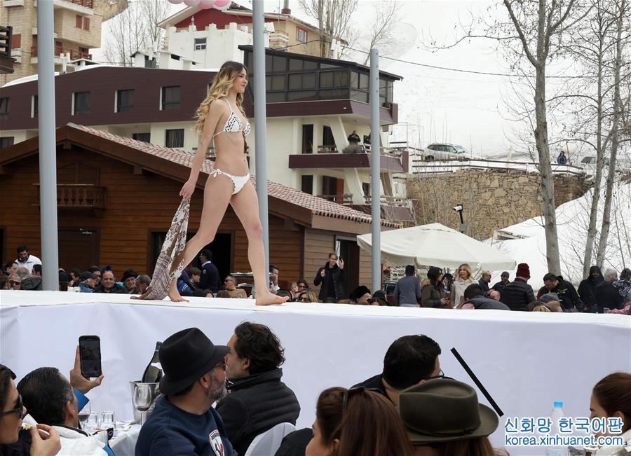 [5]（外代二线）黎巴嫩举办女性内衣时装秀