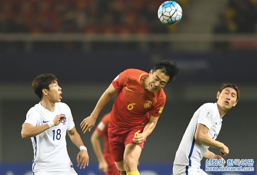 （体育）（43）足球——世预赛：中国队战胜韩国队