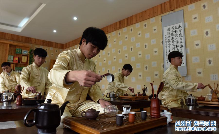 #（教育）（5）广西三江：茶乡开设“茶课堂”