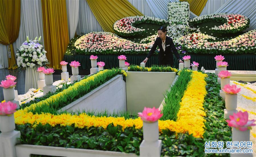 （图片故事）（4）女殡葬师：让生命最后一程有爱有温度
