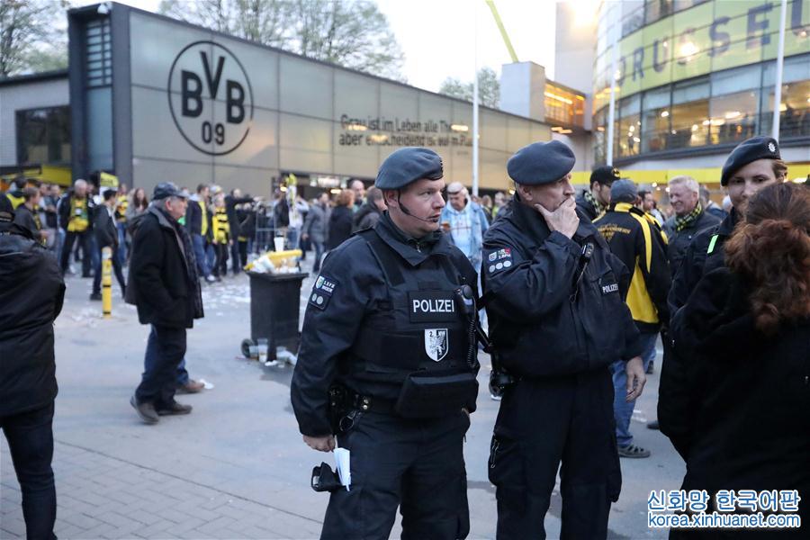 （国际）（4）德国多特蒙德足球队大巴车发生爆炸