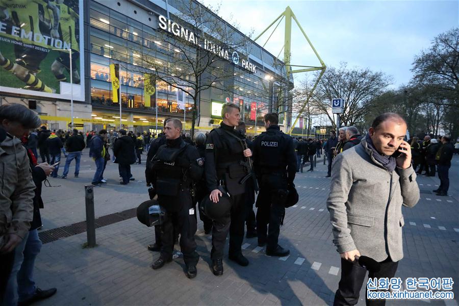（国际）（6）德国多特蒙德足球队大巴车发生爆炸